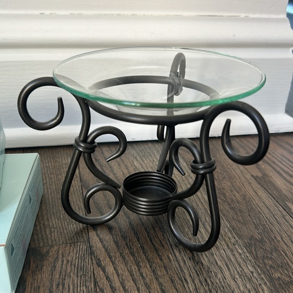 Partylite Antique Brass Aroma Melts Warmer & 10 Aroma Melts Raspberry & Vanilla - Picture 10 of 16